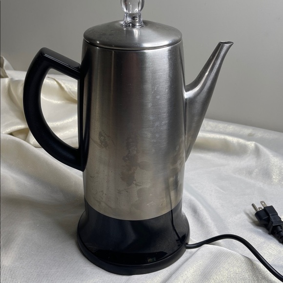 Cuisinart 12 Cup Stainless Steel Electric Coffee Percolator Detachable Base - Picture 7 of 12